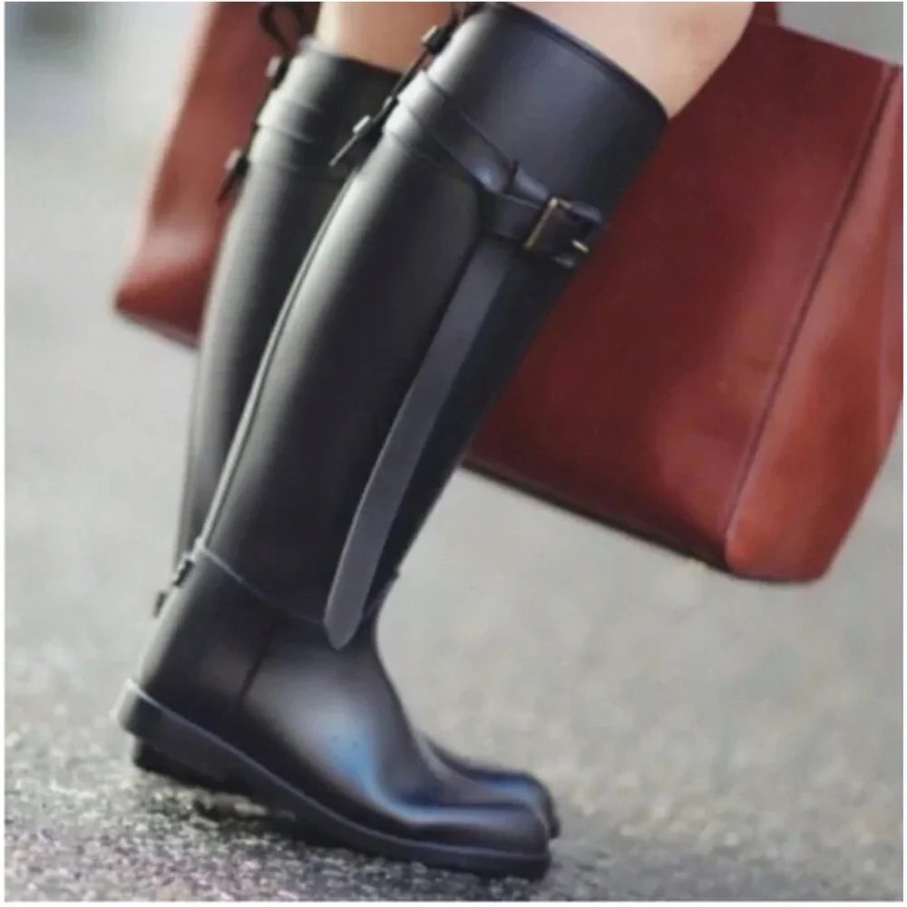 Burberry Equestrian-Style Tall Rain Boots – Black – Size 7 (EUC) No Box** - Picture 1 of 7
